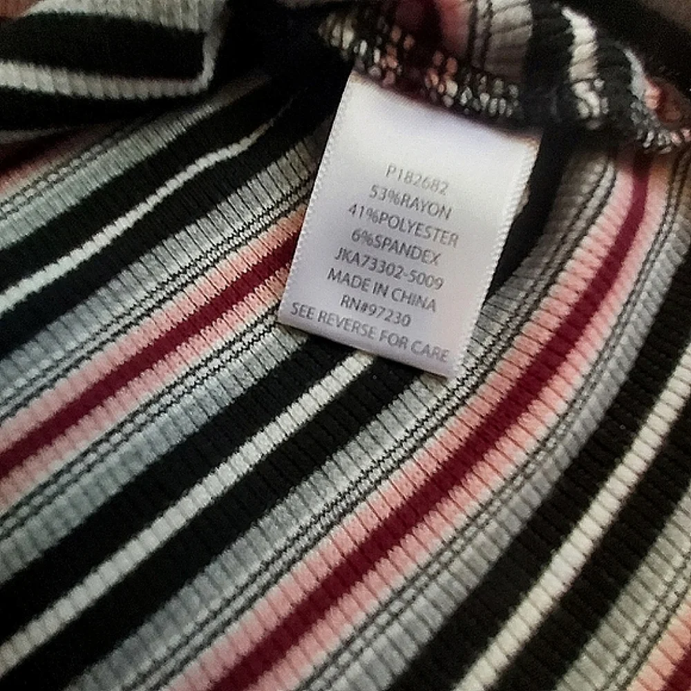 Almost Famous Short Sleeve Striped Casual Top - Picture 3 of 3
